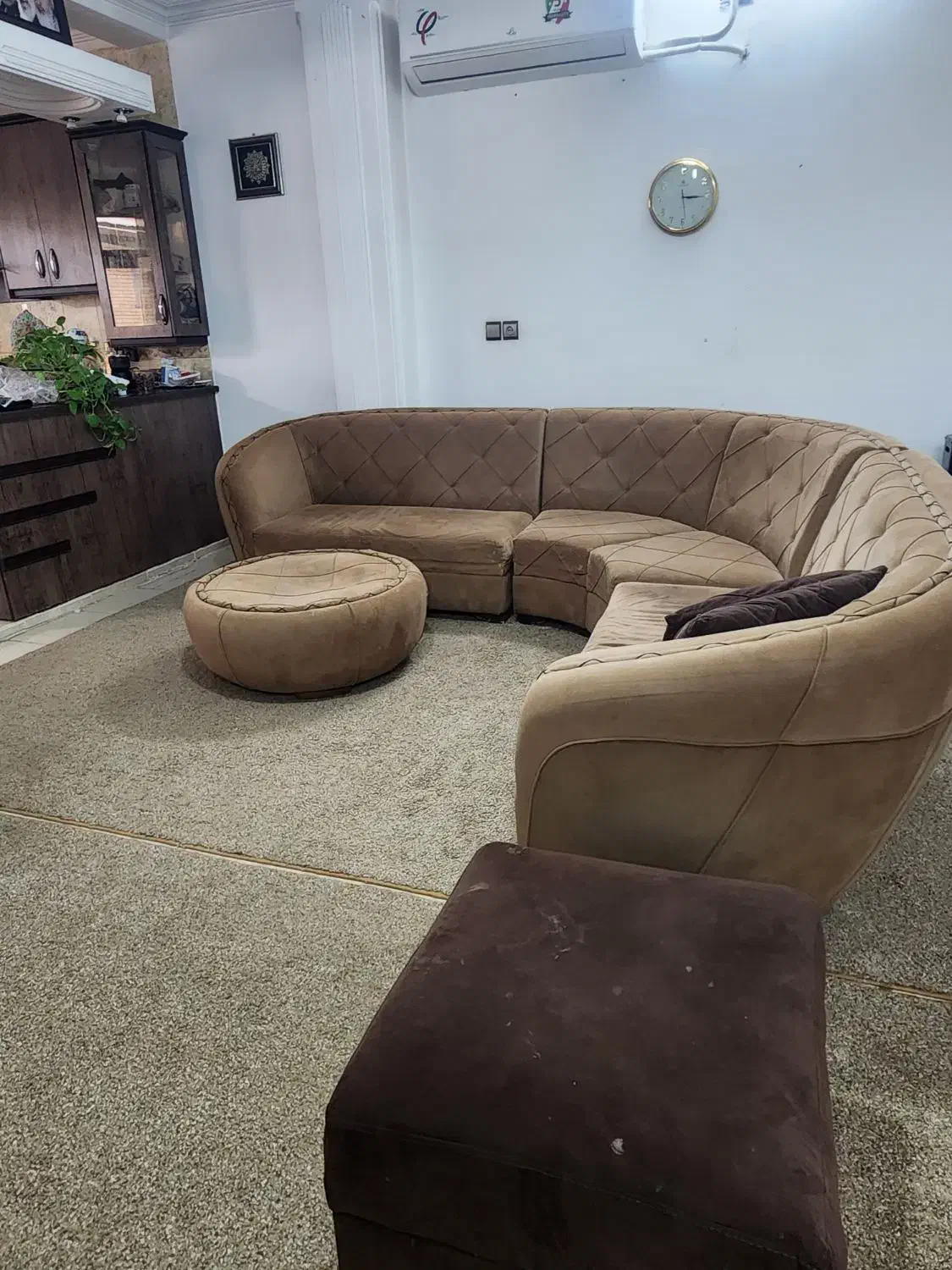 مبل راحتی|مبلمان خانگی و میز عسلی|قم, شاه ابراهیم|دیوار