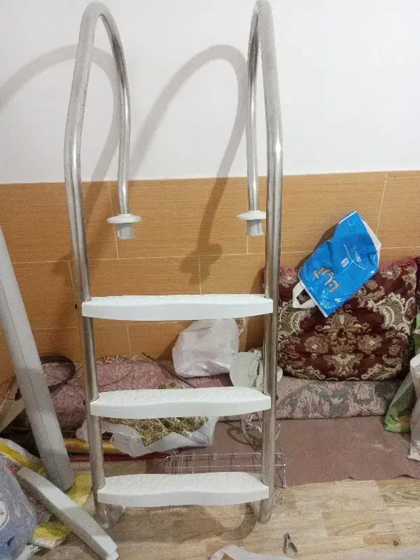 پله استخری|مصالح و تجهیزات ساختمان|آباده, |دیوار