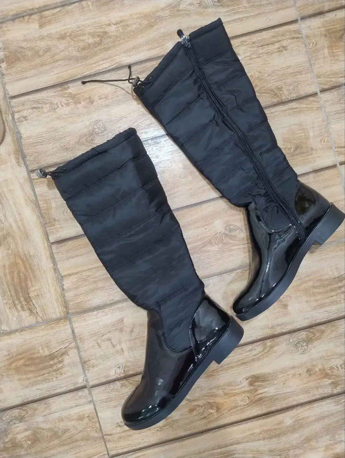 بوت زنانه بلند کاپشنی|کیف، کفش، کمربند|بندر انزلی, آذربایجان|دیوار