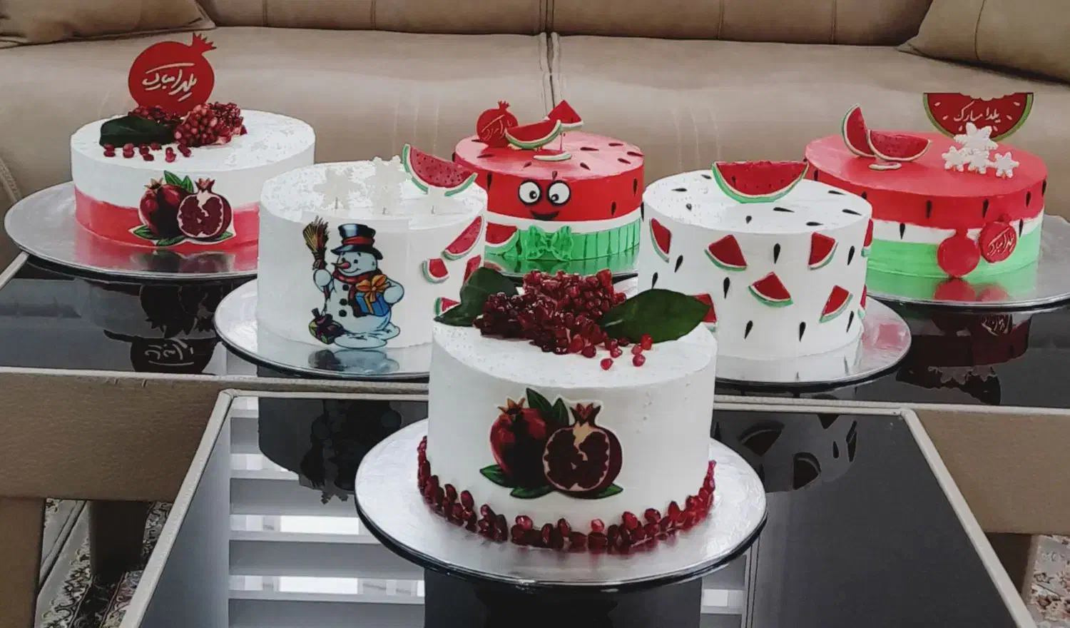 کیک خامه ای|خوردنی و آشامیدنی|سیلوانه, |دیوار