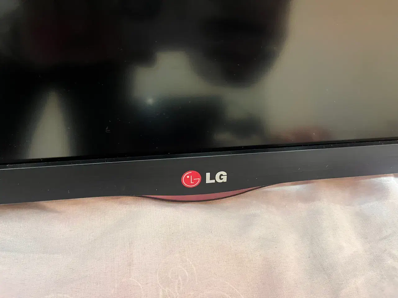 تلویزیون Led ال جی - ۳۲ اینچ|تلویزیون و پروژکتور|تبریز, |دیوار