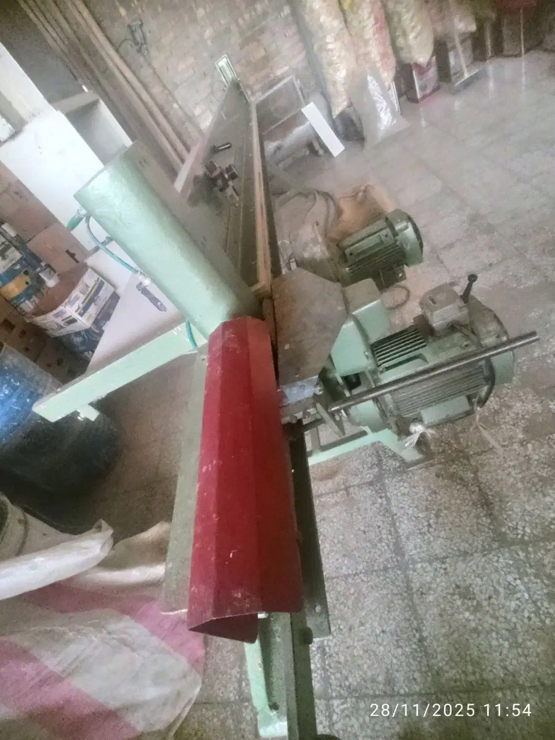 درزکن|ماشین‌آلات صنعتی|فلاورجان, |دیوار