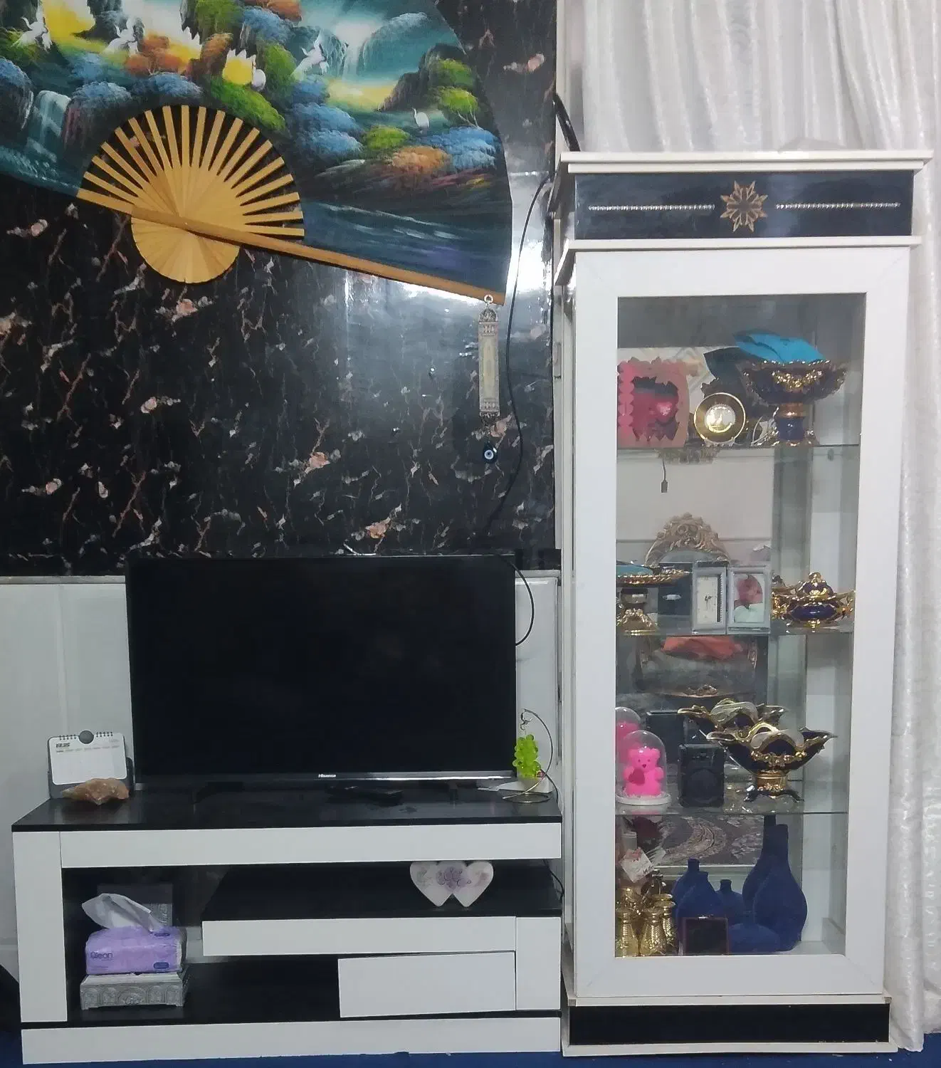 میز تلویزیون و بوفه|میز تلویزیون|قم, ولیعصر|دیوار