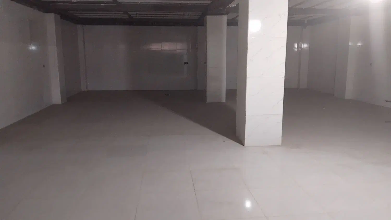 انباری|اجارهٔ مغازه و غرفه|الشتر, |دیوار