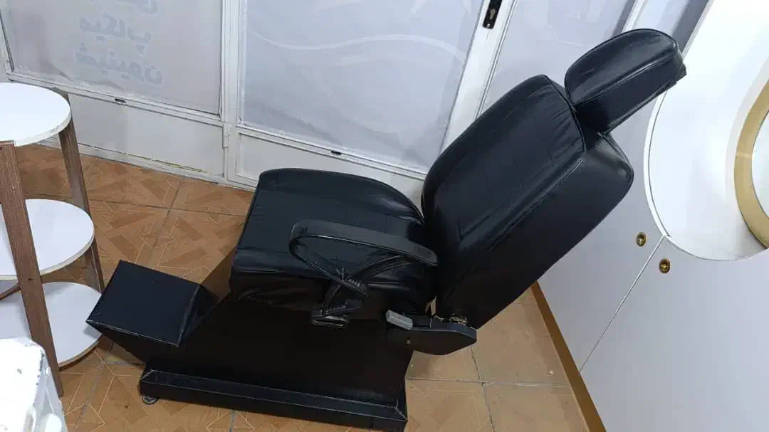 صندلی پشت متحرک درحد نو|صندلی و نیمکت|کرمان, |دیوار