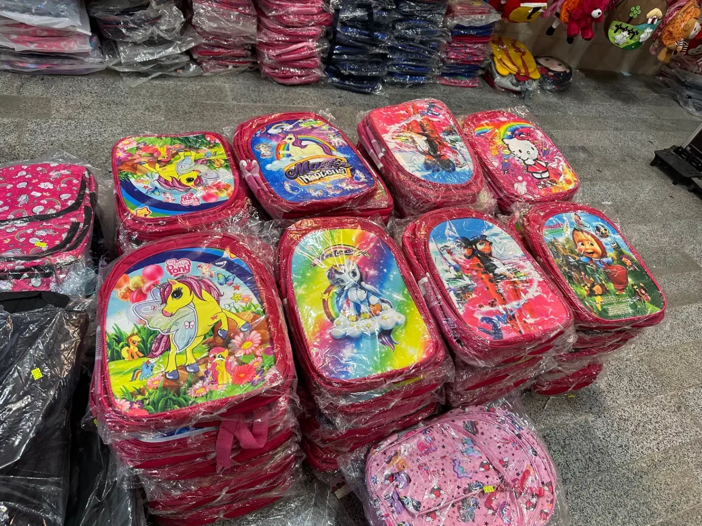 کیف ابتدایی|کیف، کفش، کمربند|یزد, |دیوار