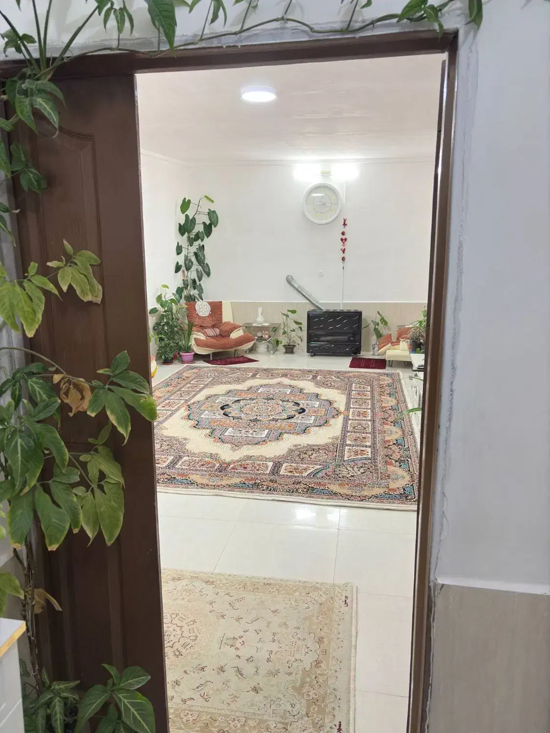 خانه ویلایی فروشی|فروش خانه و ویلا|فریمان, |دیوار