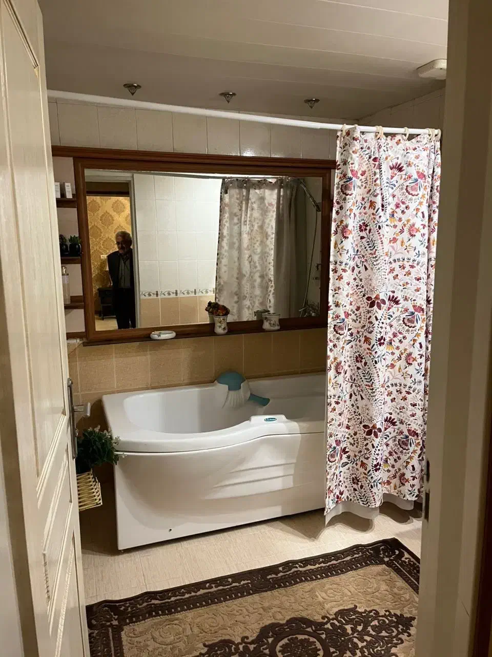 اجاره اپارتمان ۲۲۰ متری لاکچری/بلوار نسترن|اجارهٔ آپارتمان|کرمانشاه, |دیوار