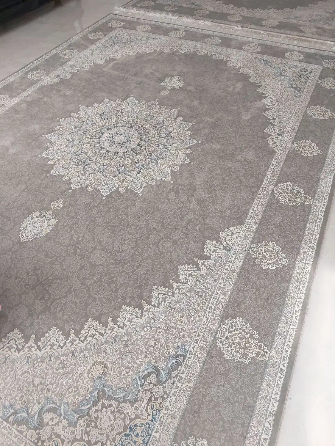 فرش ۱۵۰۰ شانه|فرش|کرج, باغستان|دیوار