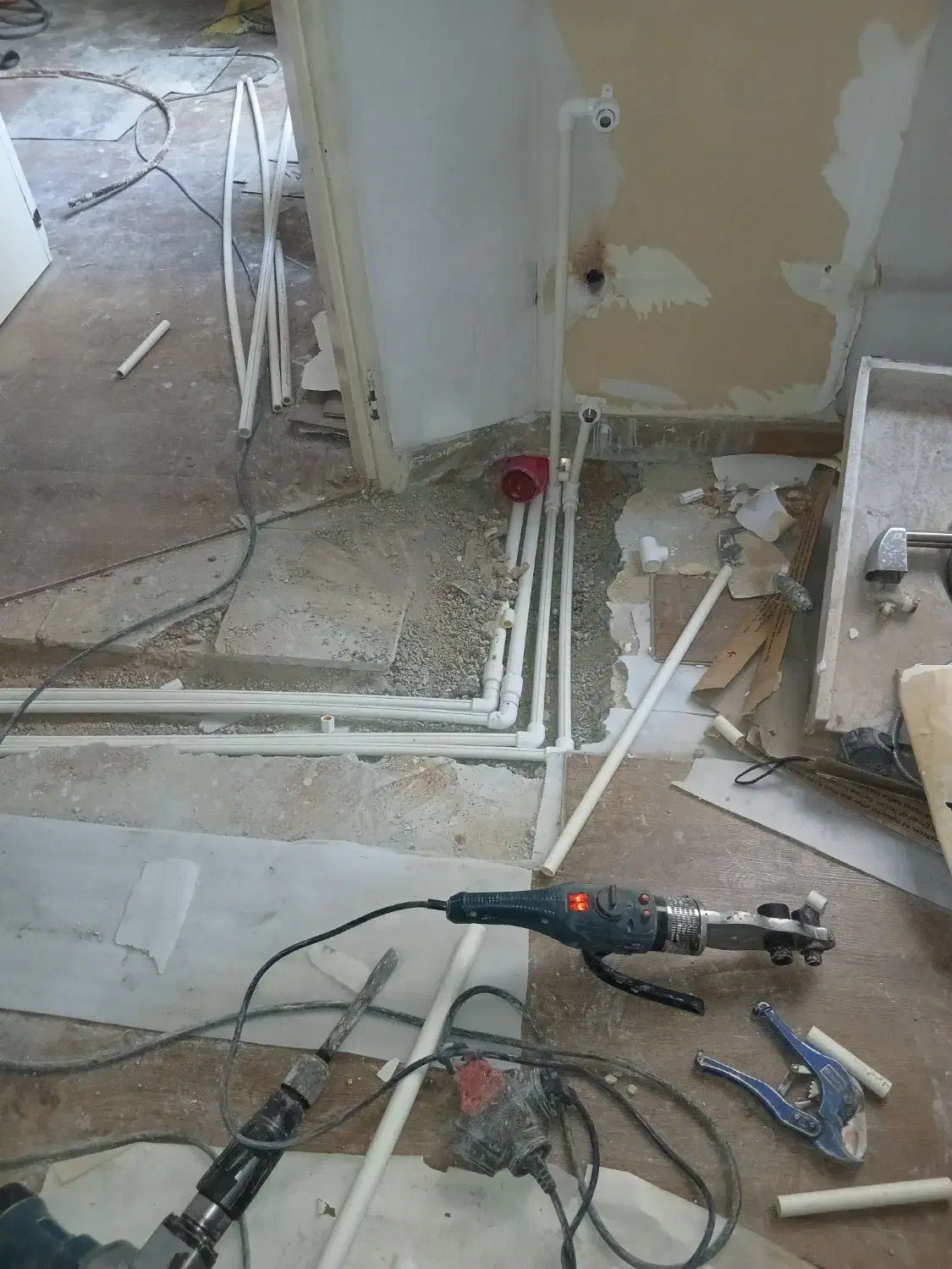 تشخیص ترکیدگی با دستگاه ۱۰۰‌‌‌٪تضمینی|خدمات پیشه و مهارت|تهران, جنت‌آباد مرکزی|دیوار