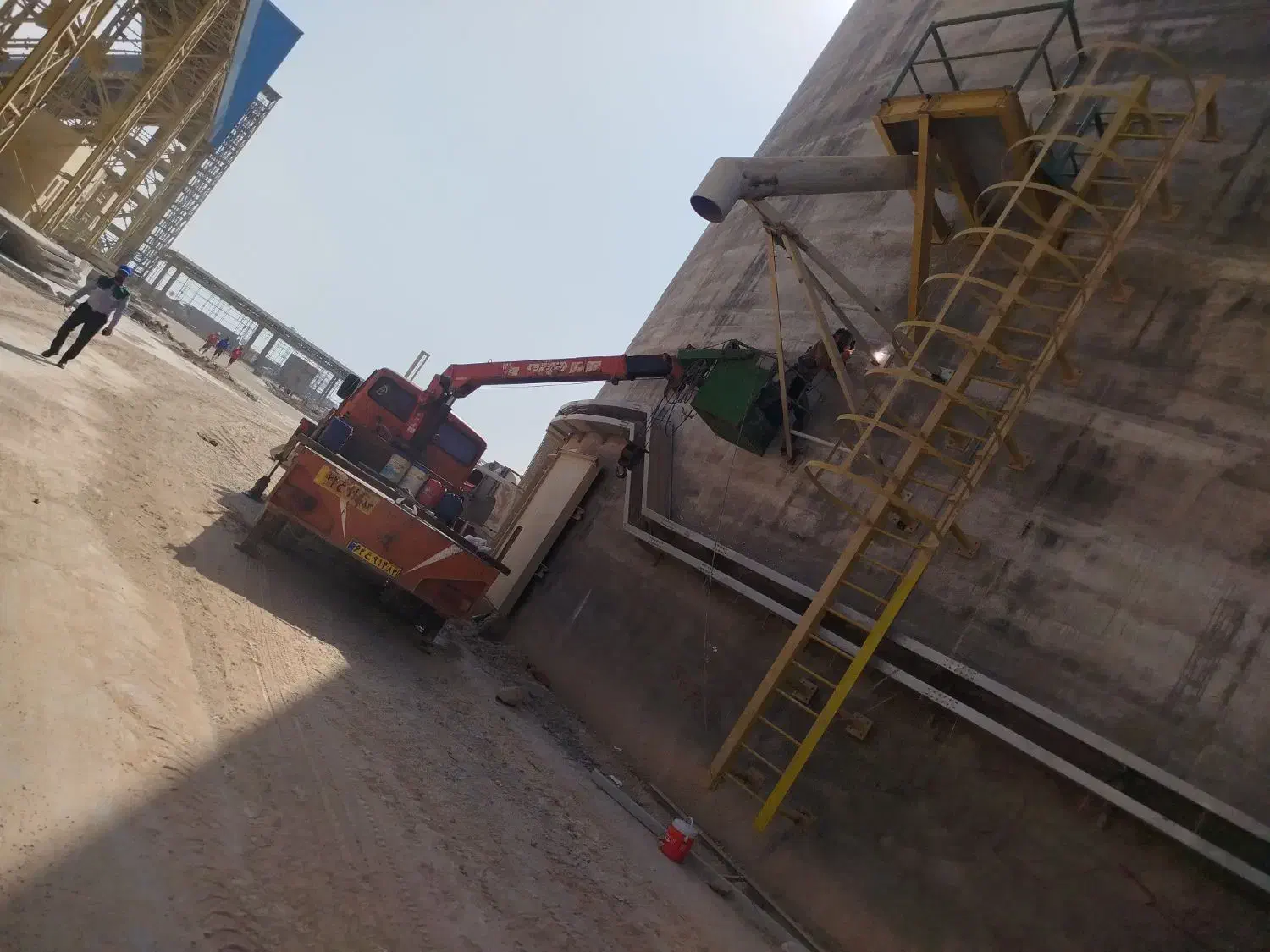 اجاره جرثقیل کفی و بالابر شبانه روزی،موسوی|خدمات حمل و نقل|بندر ماهشهر, |دیوار