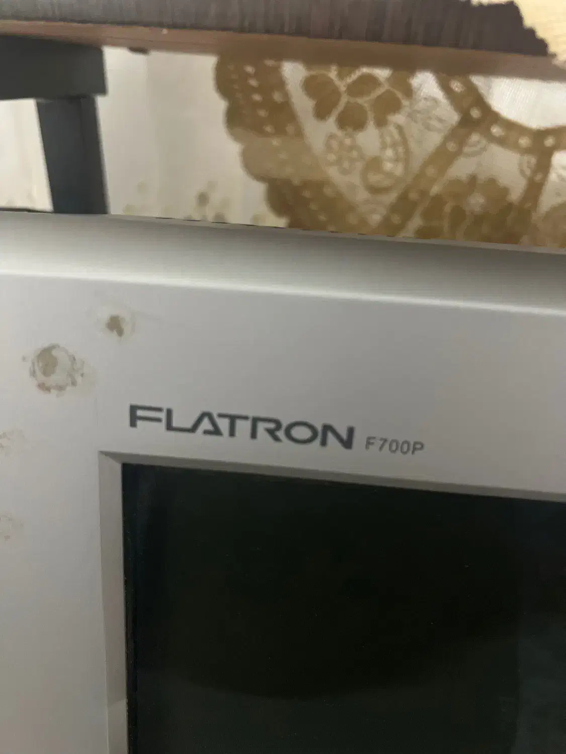 Flatron  F700p|قطعات و لوازم جانبی رایانه|بهار, |دیوار