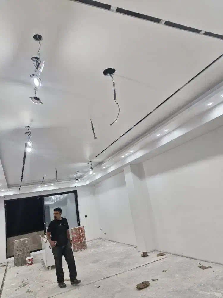 مونتاژ و نصب انواع لاین نوری|خدمات پیشه و مهارت|چالوس, |دیوار