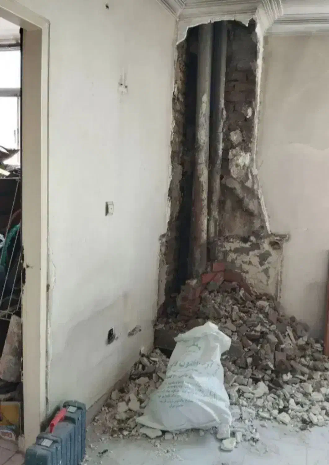 گچکار تخریب گچکاری خورده کاری بنایی کاشی|خدمات پیشه و مهارت|تهران, جیحون|دیوار