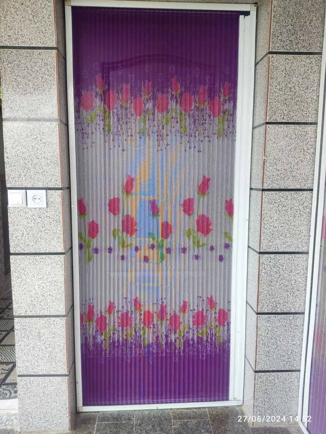 ساخت و نصب در و پنجره المینیومی|خدمات پیشه و مهارت|تنکابن, |دیوار