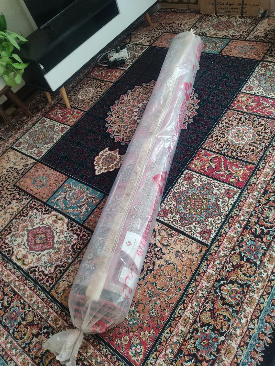 فرش پلمپ طرح جدید گلی قرمز ۳۵۰۰|فرش|صدرا-فارس, فاز ۱|دیوار