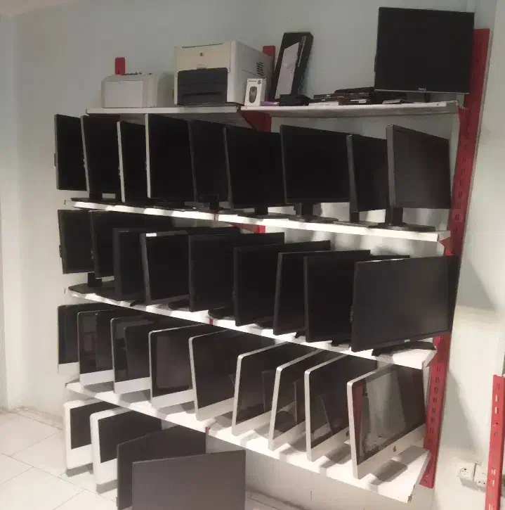 مانیتور 17 مخصوص دوربین مداربسته|قطعات و لوازم جانبی رایانه|تبریز, |دیوار