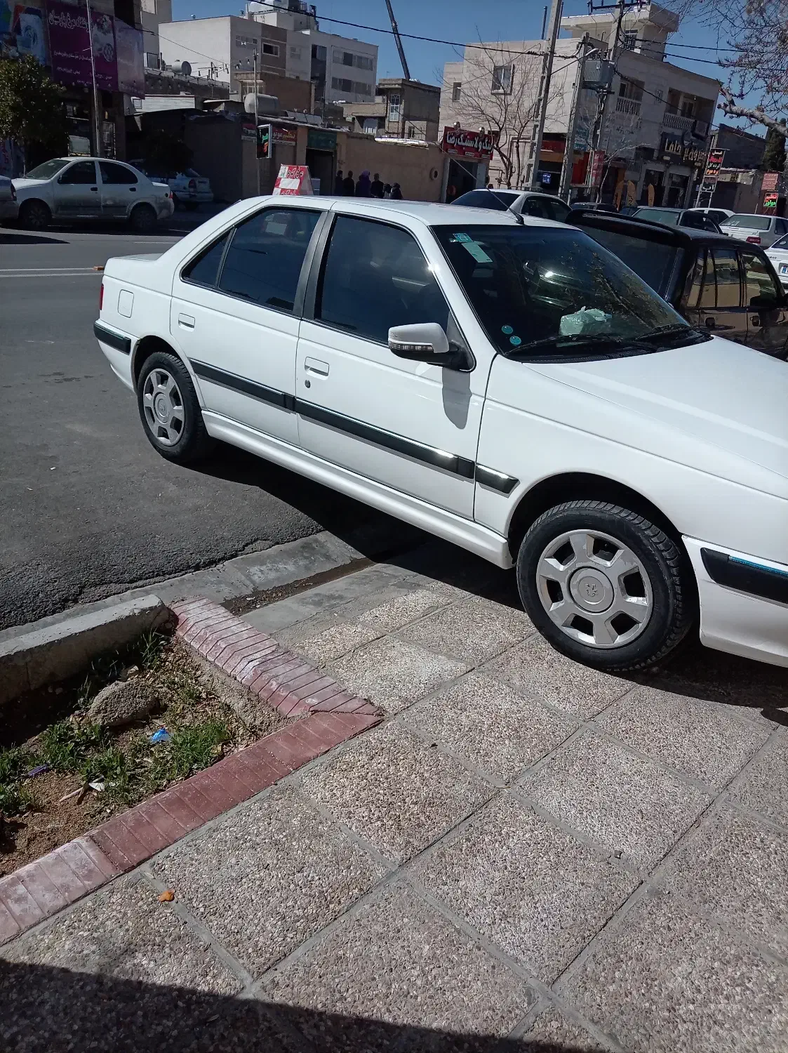 پارس سال۱۴۰۲|خودرو سواری و وانت|شیراز, پودنک|دیوار