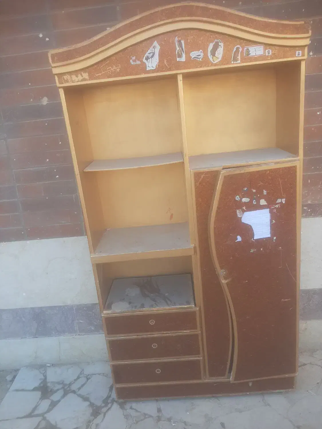 میز وکمد|میز و صندلی غذاخوری|شهرکرد, |دیوار