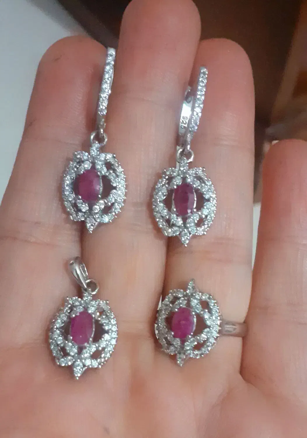 نیم ستهای نقره|جواهرات|تبریز, |دیوار