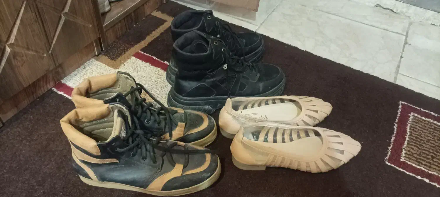 کفش نو|کیف، کفش، کمربند|اقلید, |دیوار