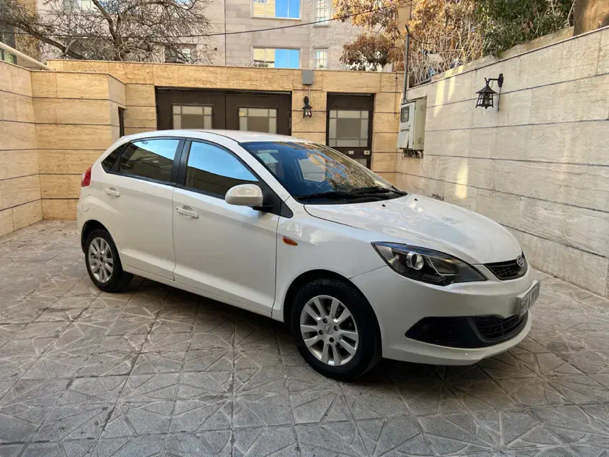 ام وی ام ۳۱۵|خودرو سواری و وانت|مشهد, دانشجو|دیوار