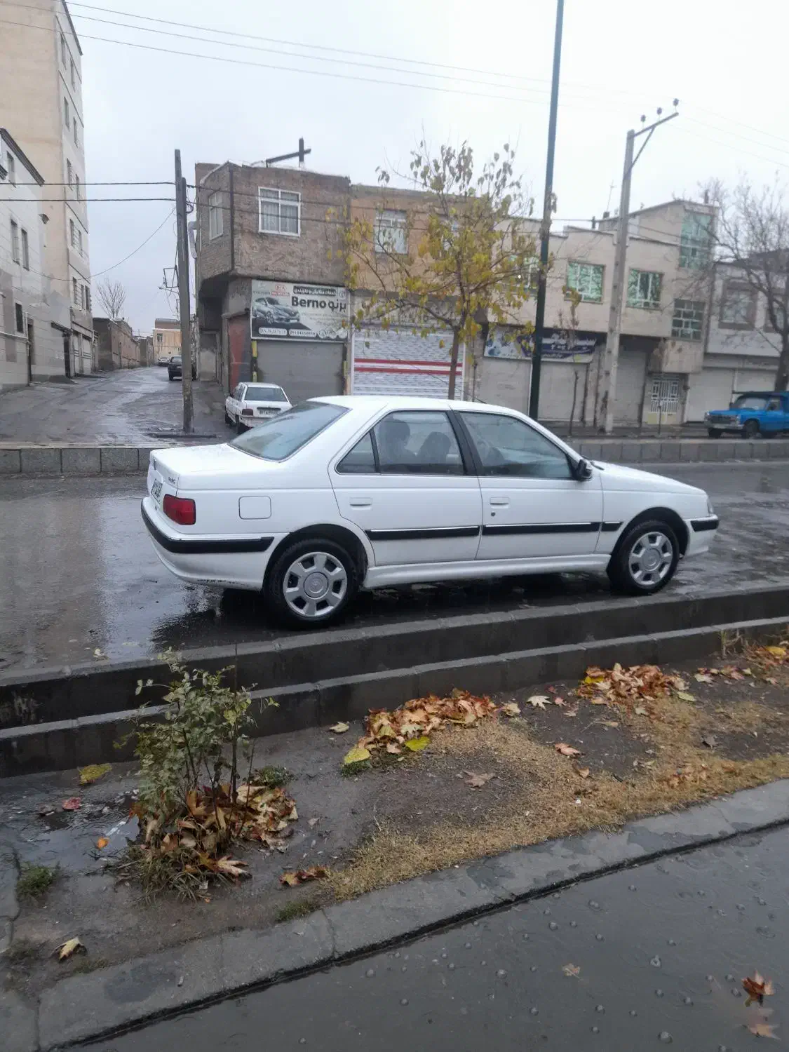 پارس ۴۰۲|خودرو سواری و وانت|همدان, |دیوار