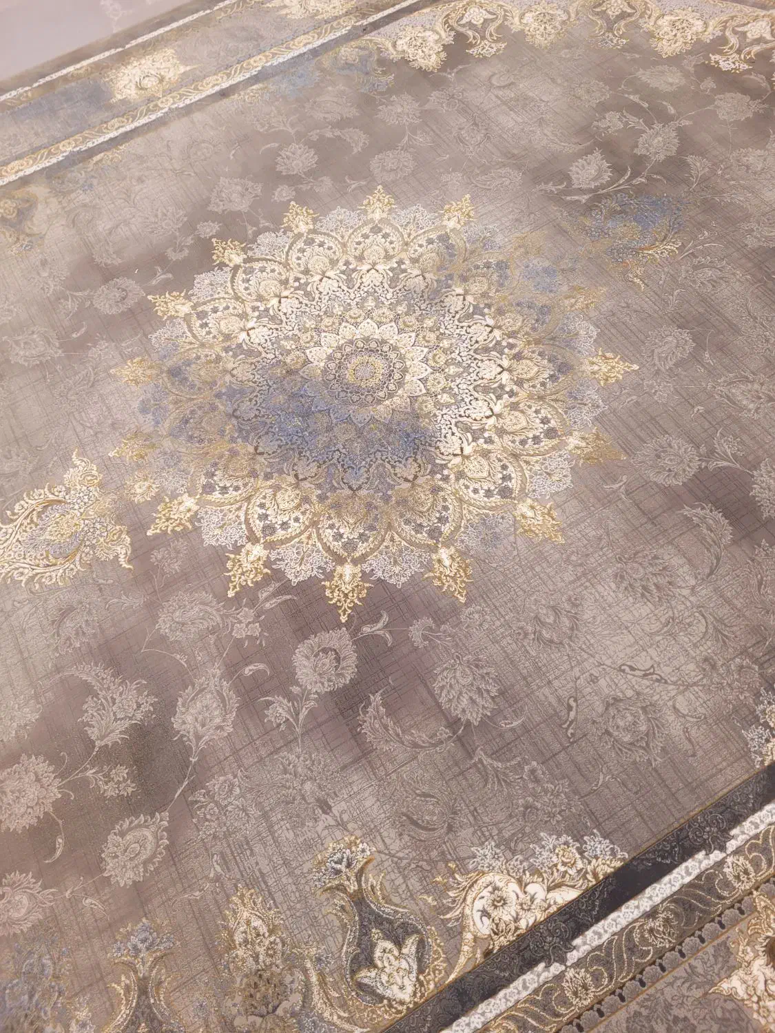 فرش1200شانه تراکم3600 اصل orginal// فقط امروز15آذر|فرش|مشهد, وکیلآباد|دیوار