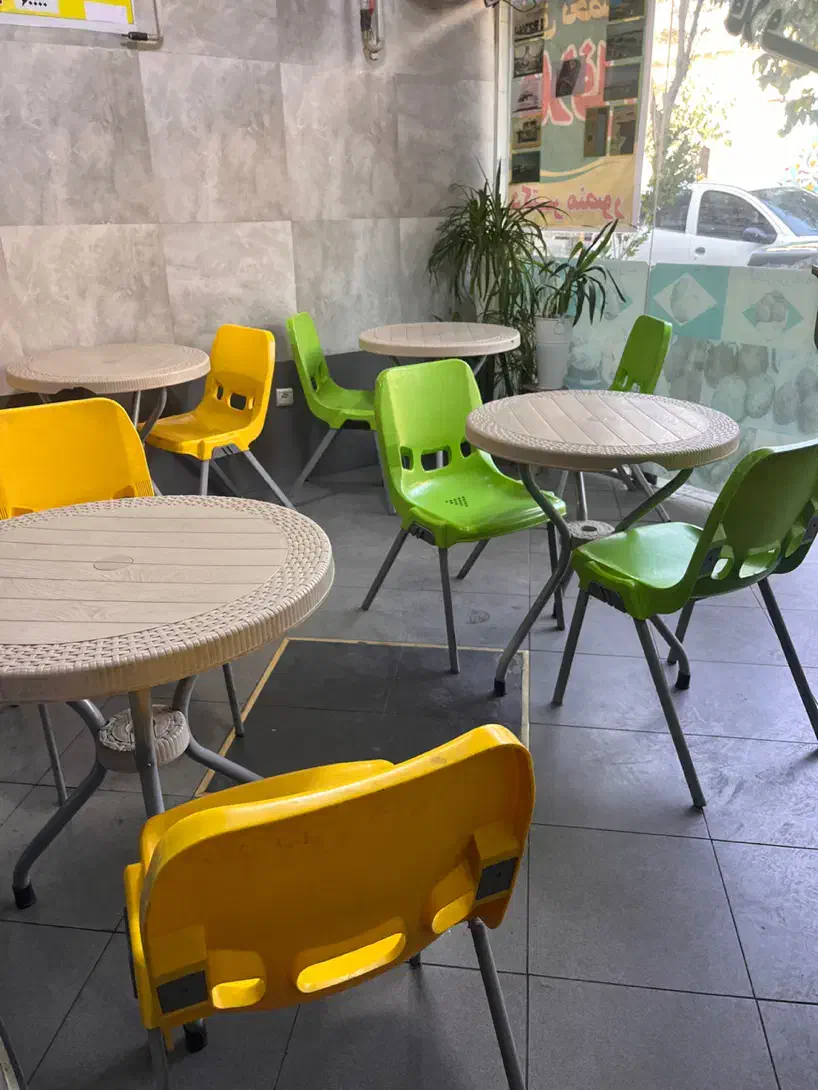 میز و صندلی پلاستیکی|کافیشاپ و رستوران|کرج, گوهردشت|دیوار