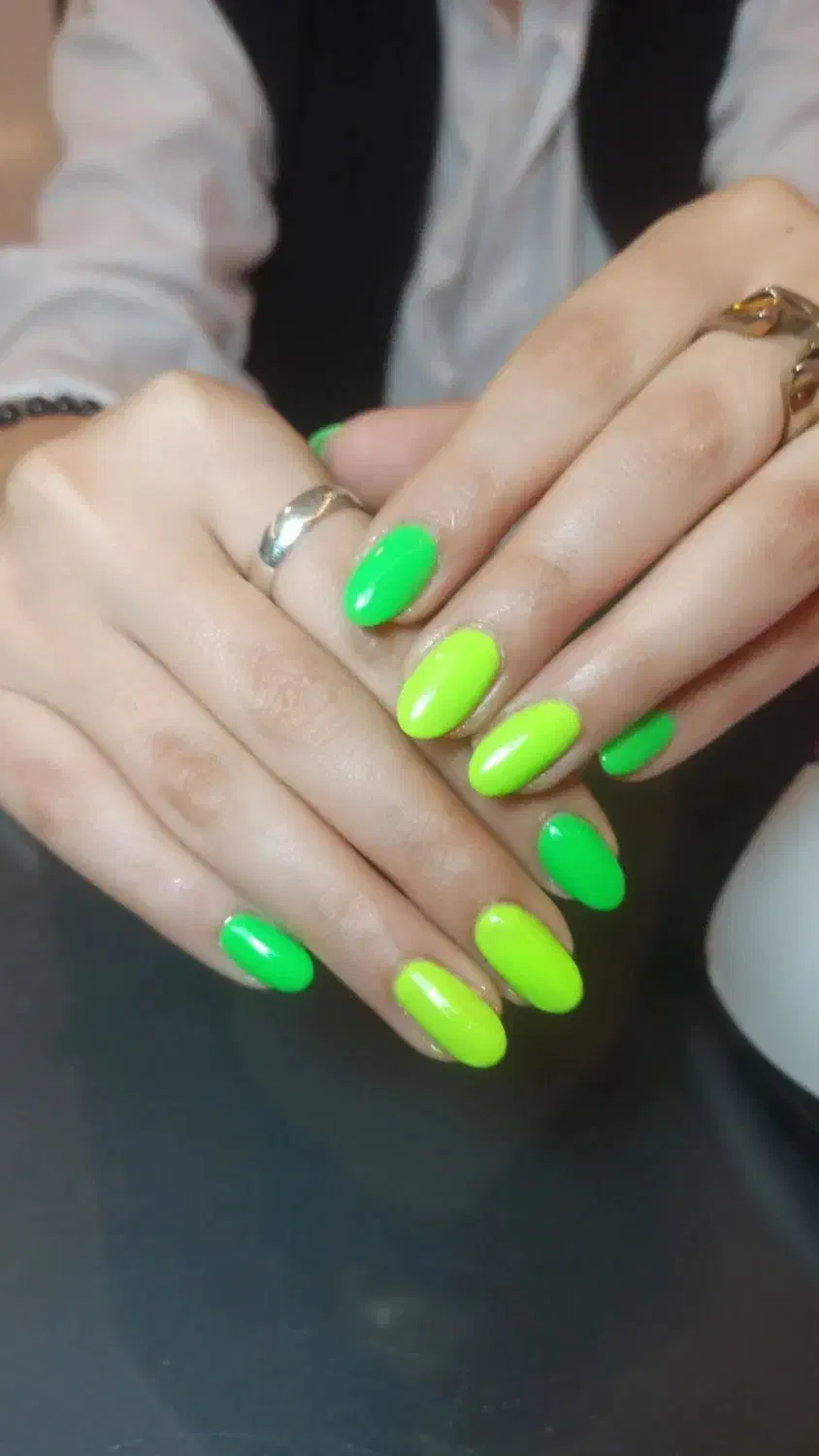 اموزش و کاشت ناخن|آرایشی، بهداشتی، درمانی|پردیس, فاز ۸|دیوار