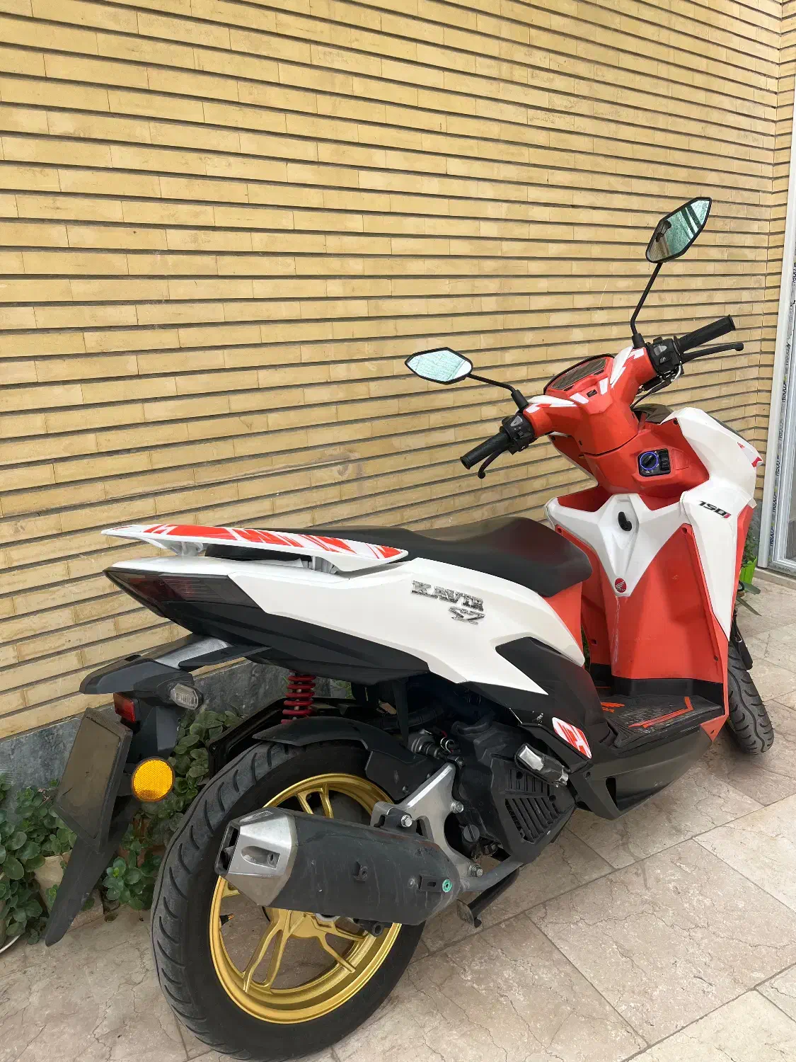 کلیک s2 1402|موتورسیکلت|اصفهان, شهید رجایی|دیوار