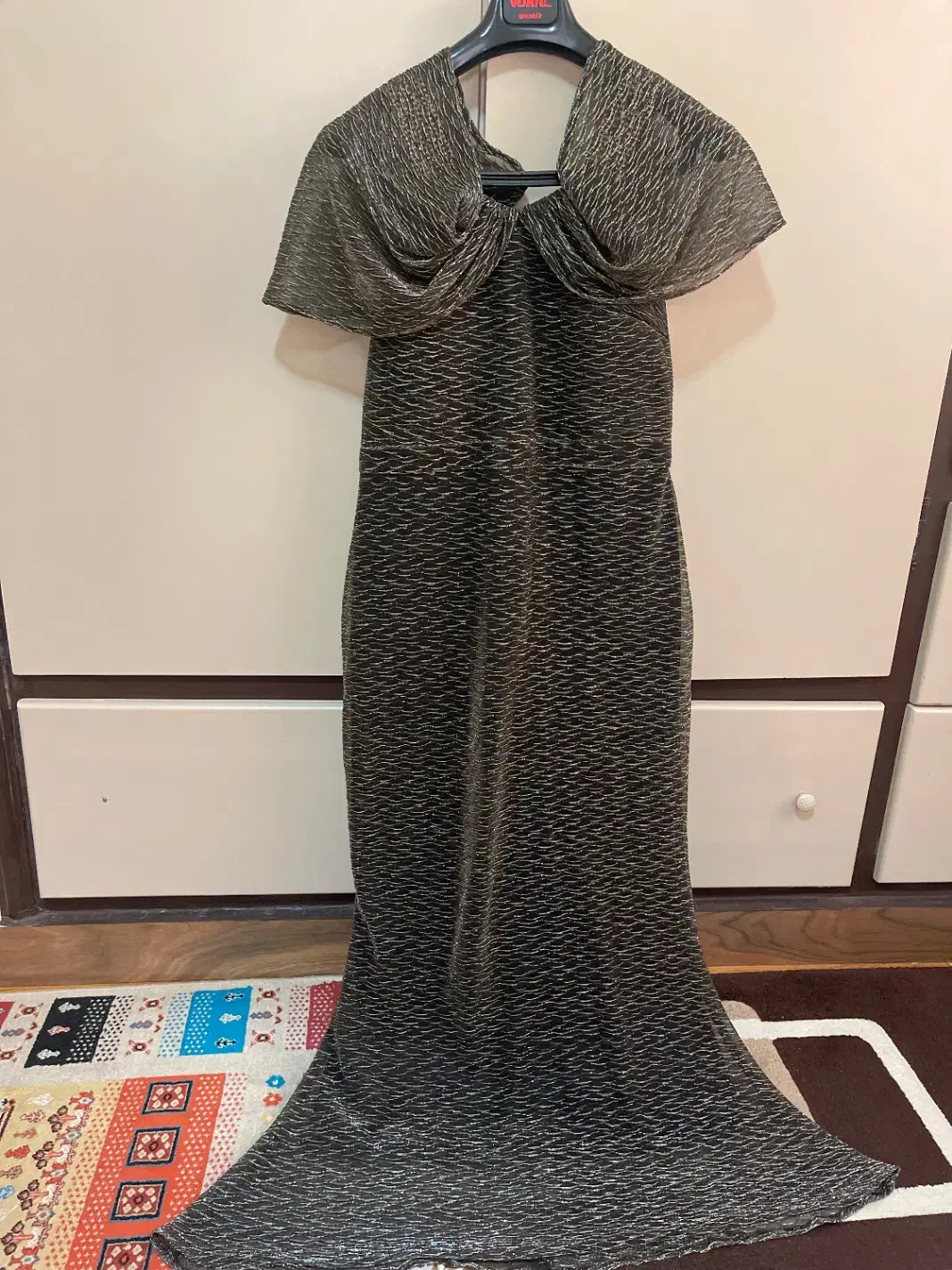 لباس مجلسی|لباس|بابل, |دیوار