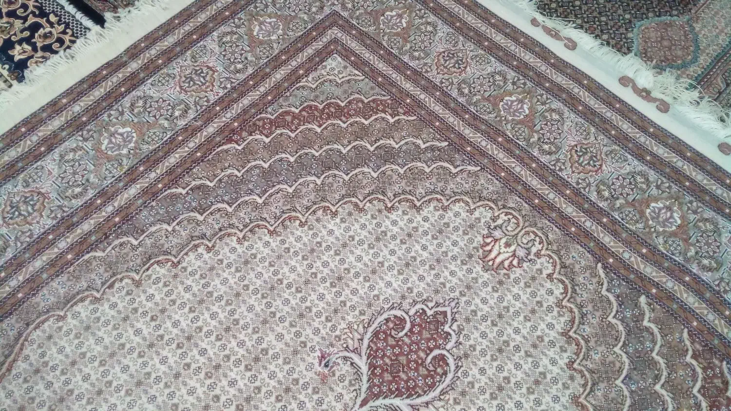 فرش دست بافت|فرش|تبریز, |دیوار