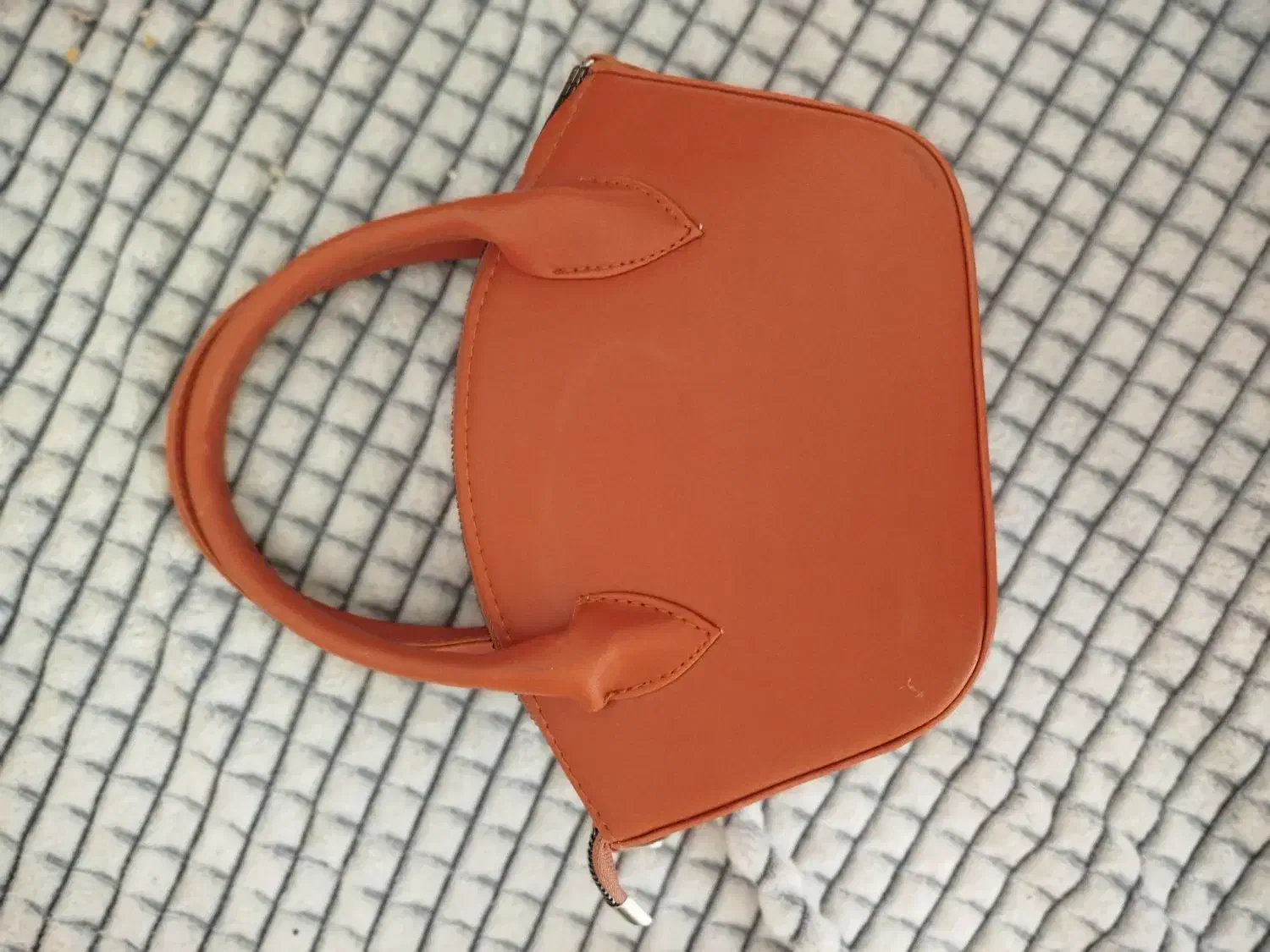 کیف نو|کیف، کفش، کمربند|دهلران, |دیوار