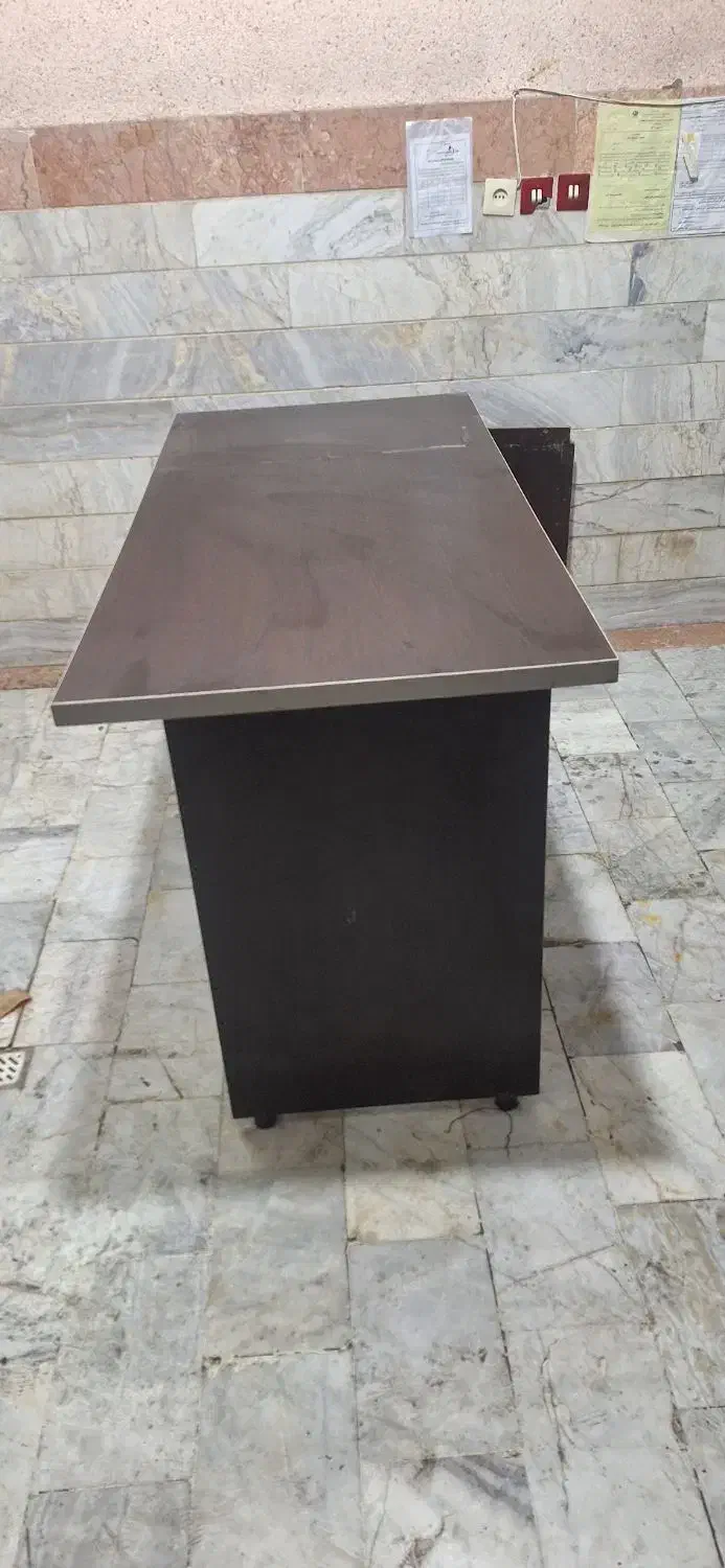 میز|مبلمان اداری|ساری, |دیوار