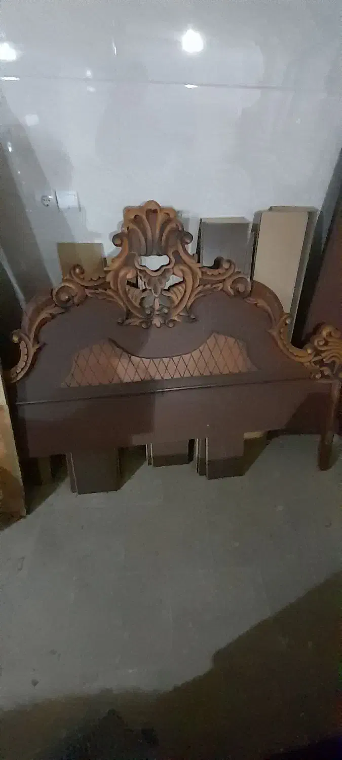 تخت دو نفره منبت کاری بسیار شیک|تخت و سرویس خواب|بهشهر, |دیوار