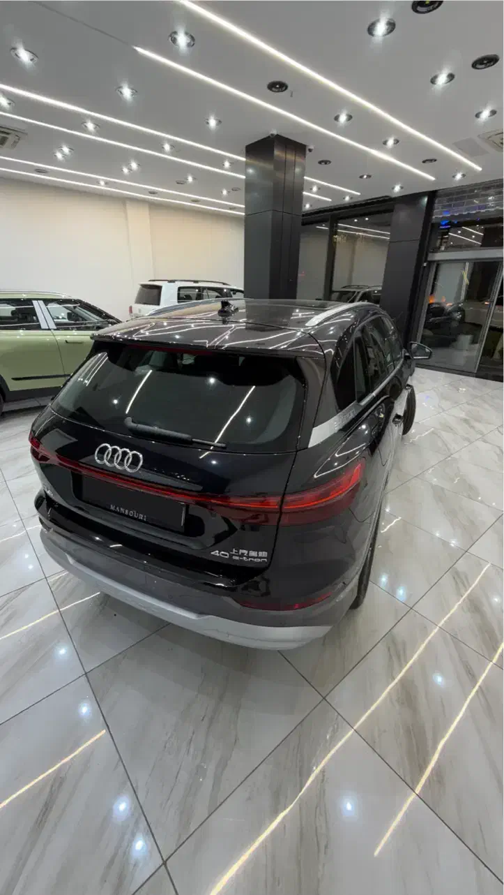 آئودی Q5 سیلور پکیج تیپ ۱ مدل ۲۰۲۴|خودرو سواری و وانت|تهران, ولنجک|دیوار