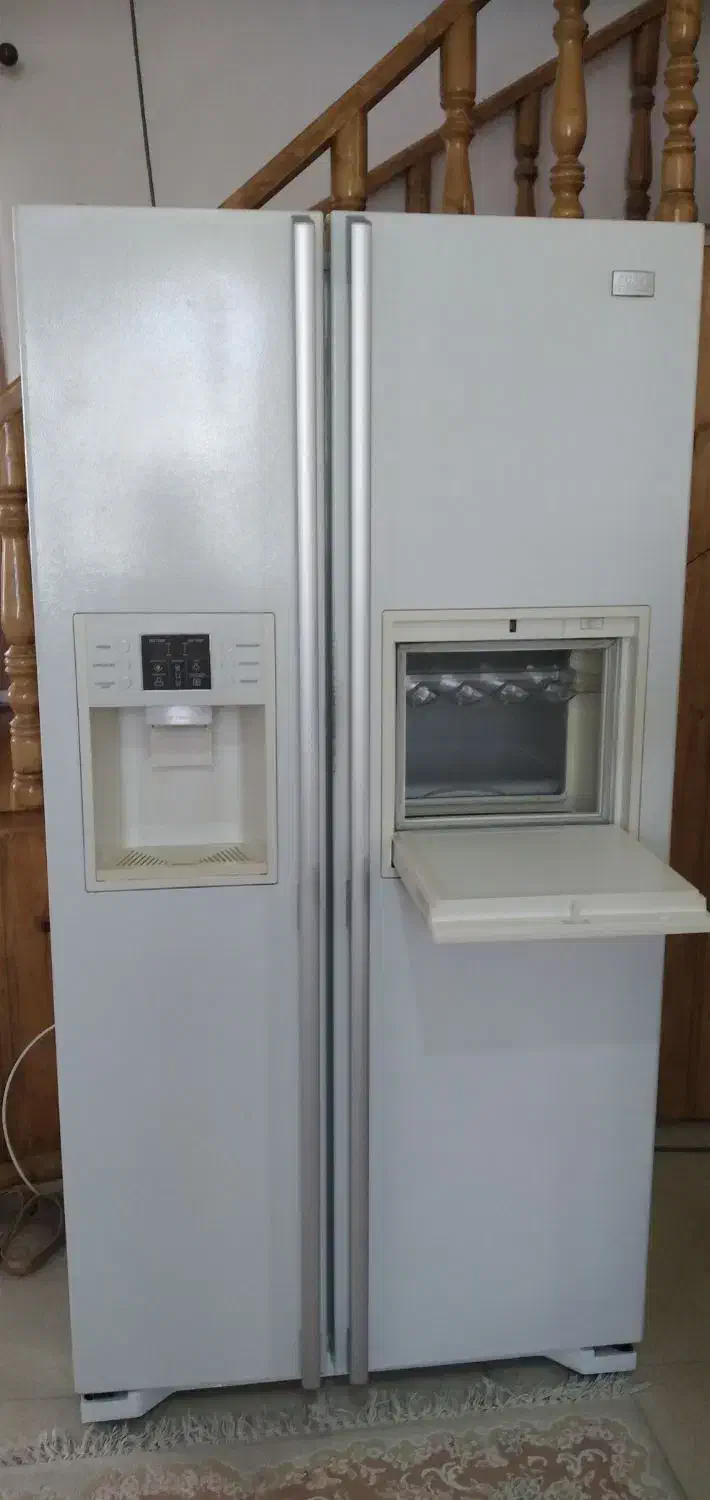 یخچال ساید بای ساید سالم وتمیز LG|یخچال و فریزر|رشت, جانبازان|دیوار