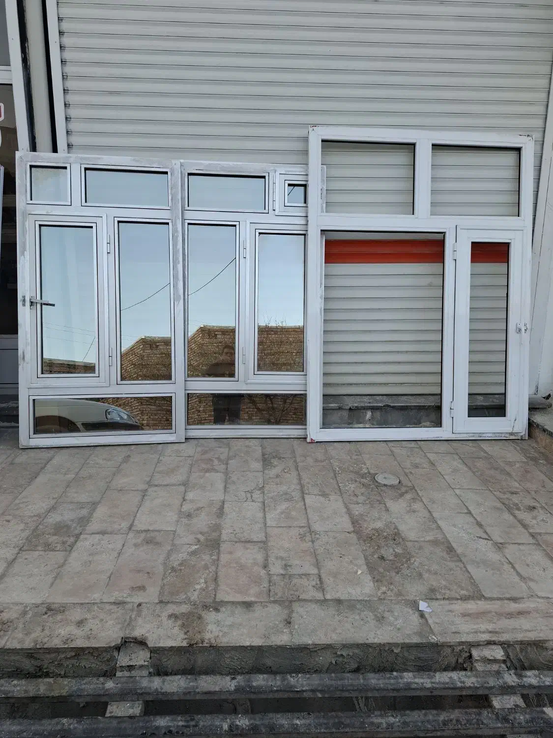 سه عدد پنجره|مصالح و تجهیزات ساختمان|شوط, |دیوار