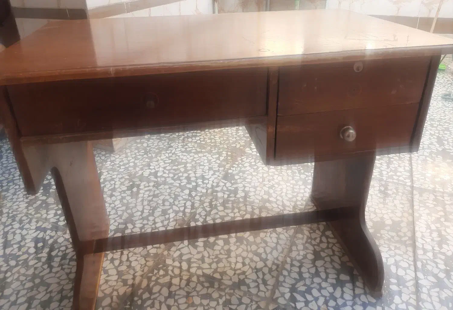 میز تحریر|میز تحریر و کامپیوتر|رامشیر, |دیوار