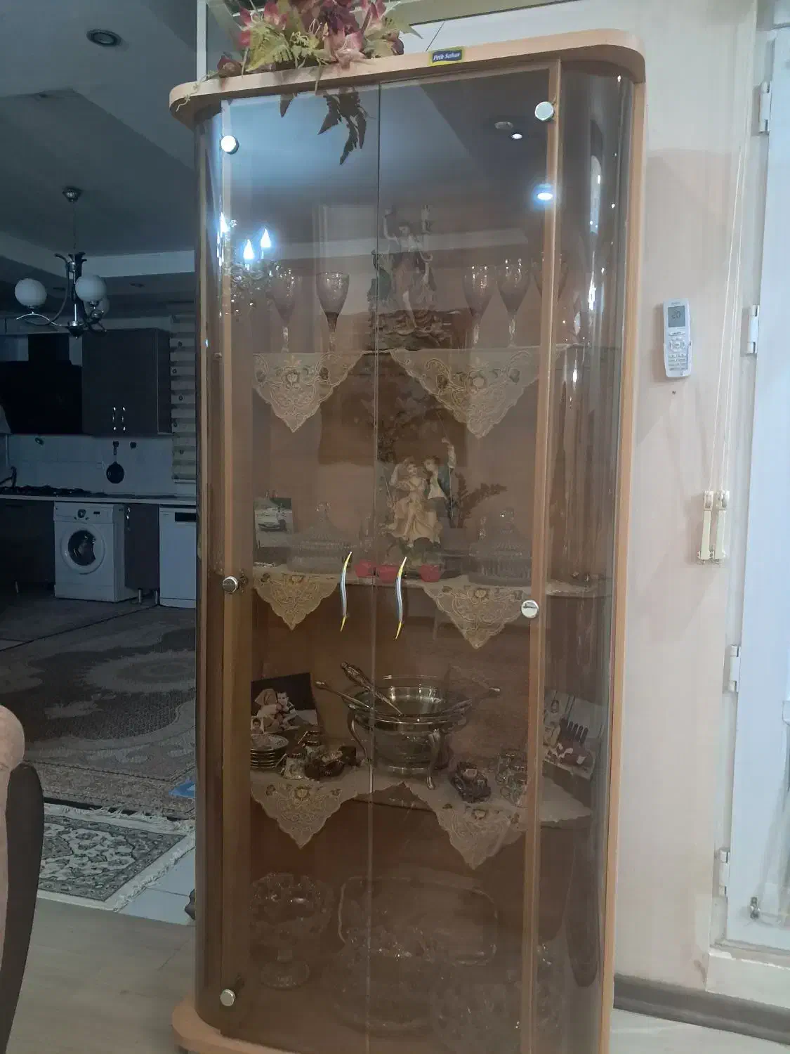 بوفه|بوفه، ویترین، کنسول|میانه, |دیوار