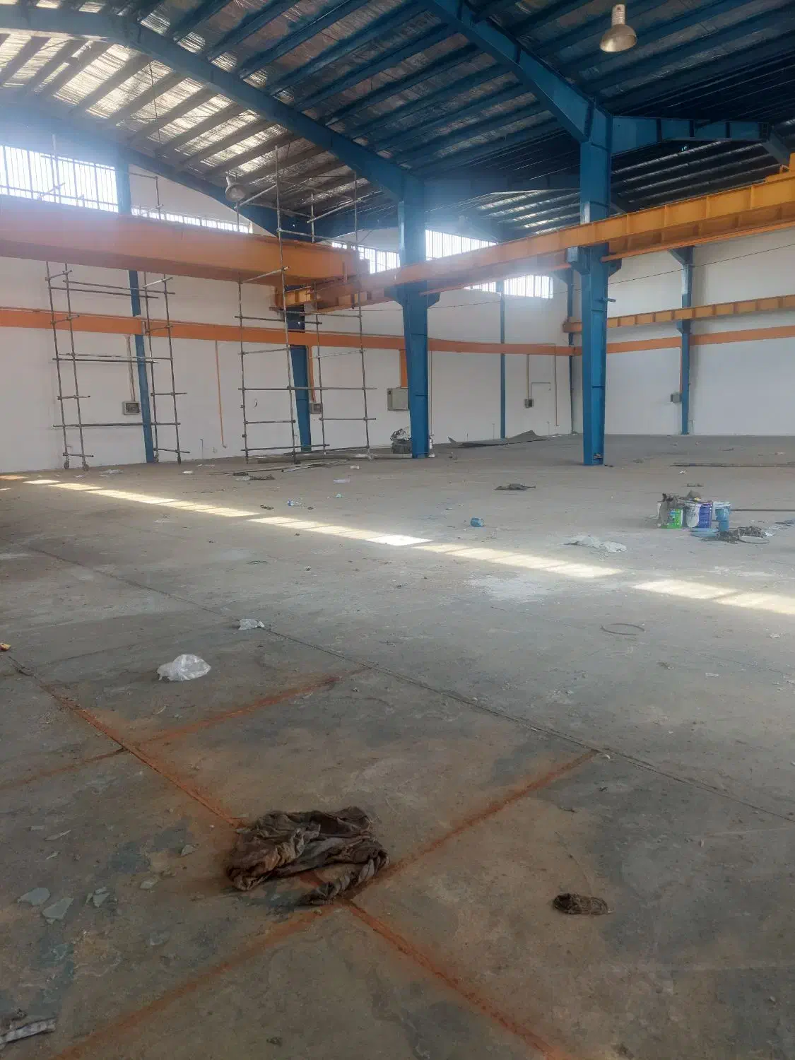 سوله اجاره ۱۰۰۰متر خاتون آباد (جرثقیل سقفی ۲۵تن)|اجارهٔ دفتر صنعتی، کشاورزی، تجاری|پاکدشت, خاتون آباد|دیوار