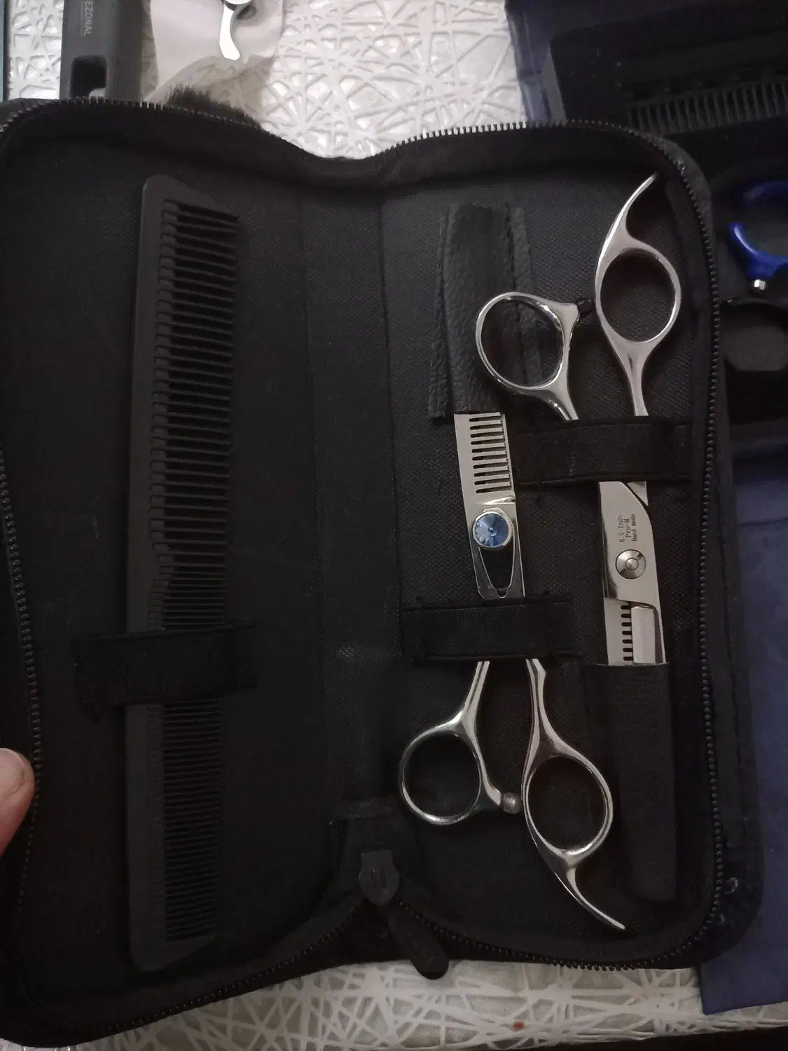 قیچی ارایشگری|آرایشگاه و سالنهای زیبایی|مشهد, کارمندان دوم|دیوار