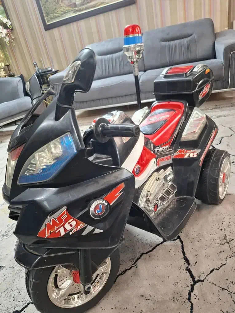 موتور شارژی پلیس|اسباب‌‌بازی|شاهین‌شهر, مسکن مهر|دیوار