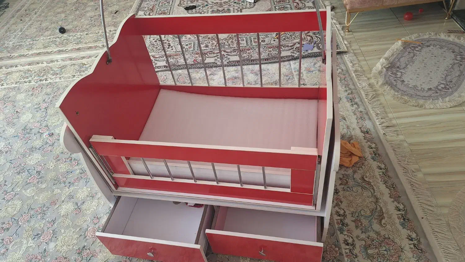 گهواره . تخت کودک|تخت و صندلی بچه|بوکان, |دیوار