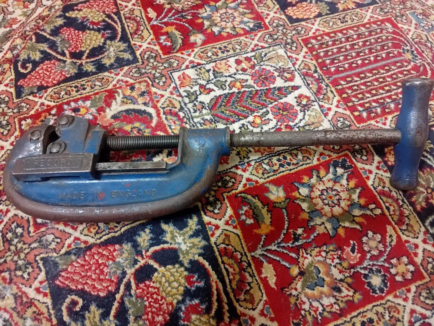 لوله بر|ابزارآلات|اصفهان, سیچان|دیوار