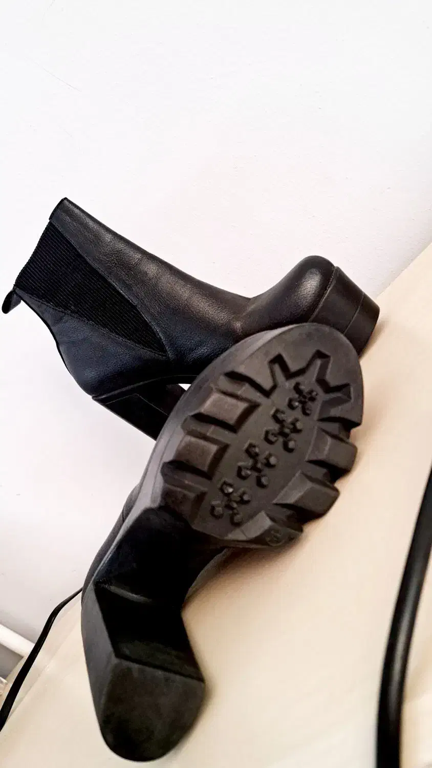 پوتین رنگ مشکی کاملا نو|کیف، کفش، کمربند|تبریز, |دیوار