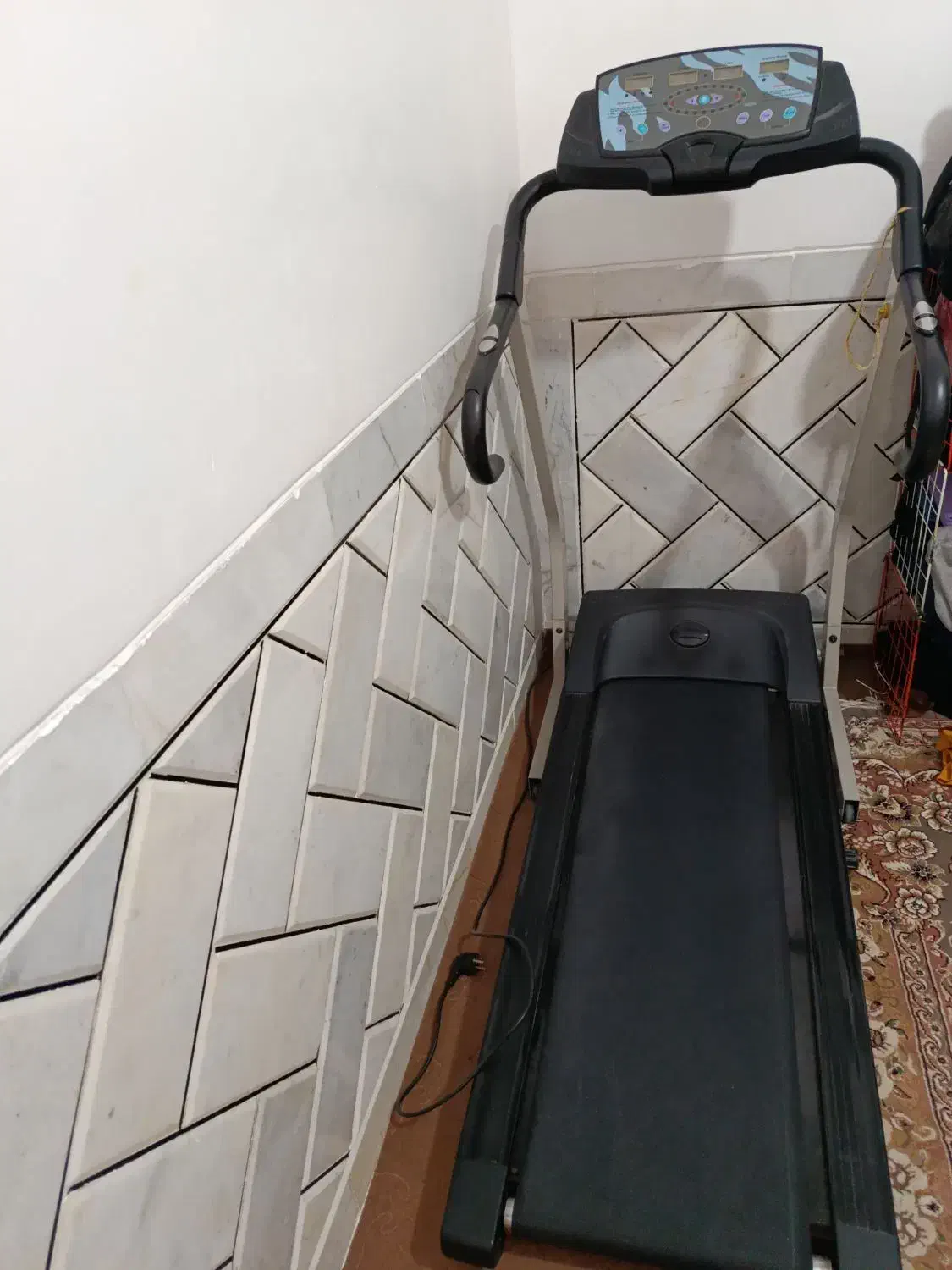 تردمیل|تجهیزات ورزشی|نی‌ریز, |دیوار