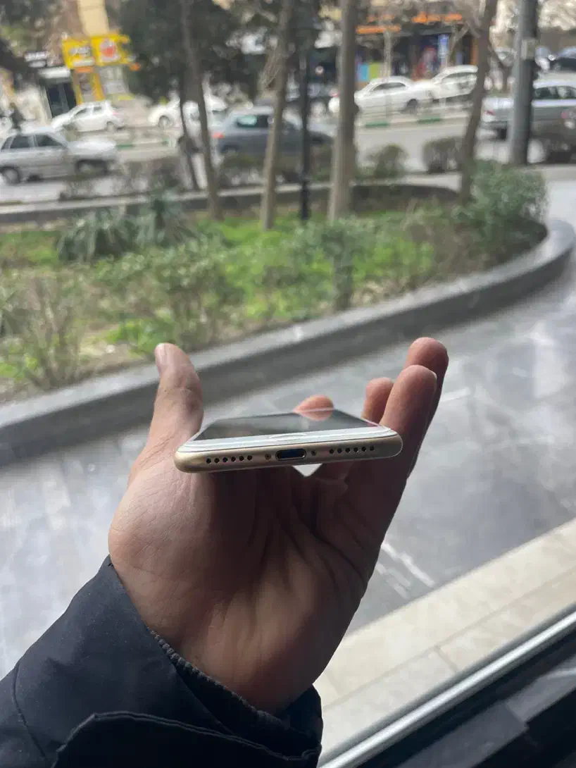 ایفون 7 لاکاغذی|موبایل|مشهد, هنرستان|دیوار