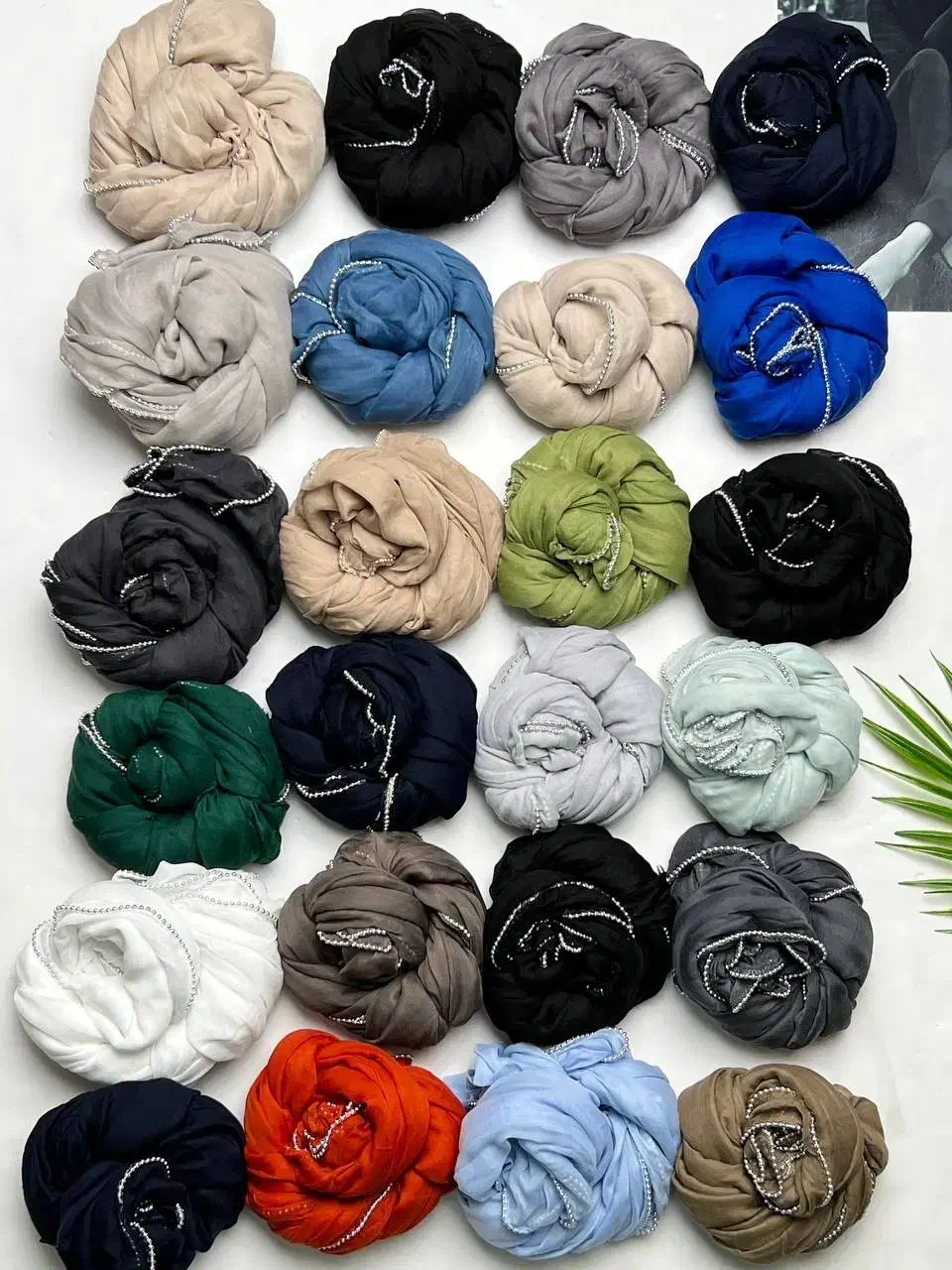 فروش عمده شال زیر قیمت بازار|عمدهفروشی|صدرا-فارس, فاز ۱|دیوار